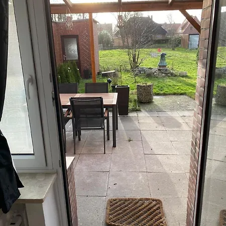 Stilvoll Eingerichtete Mit Terrasse In Tossens Apartamento Butjadingen